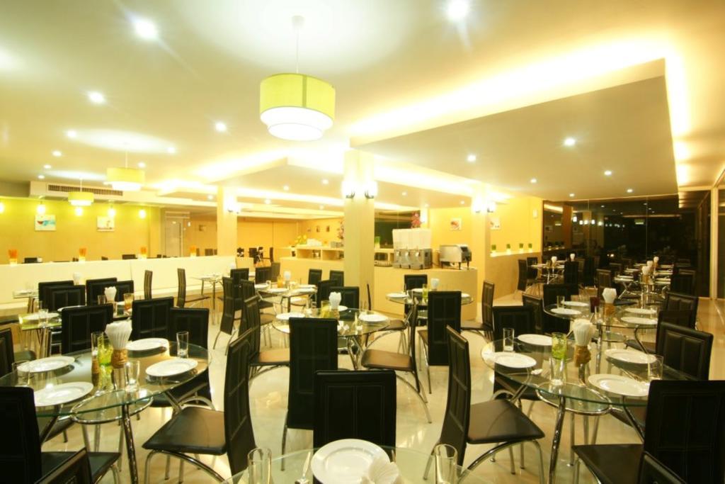 Dragon Beach Resort Jomtien Pattaya Exterior foto